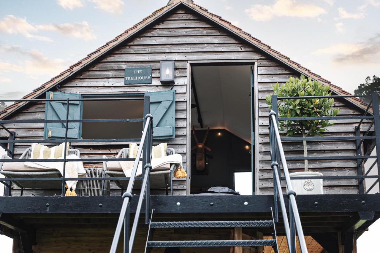 The Treehouse At Humblebee Hall 우스터 외부 사진