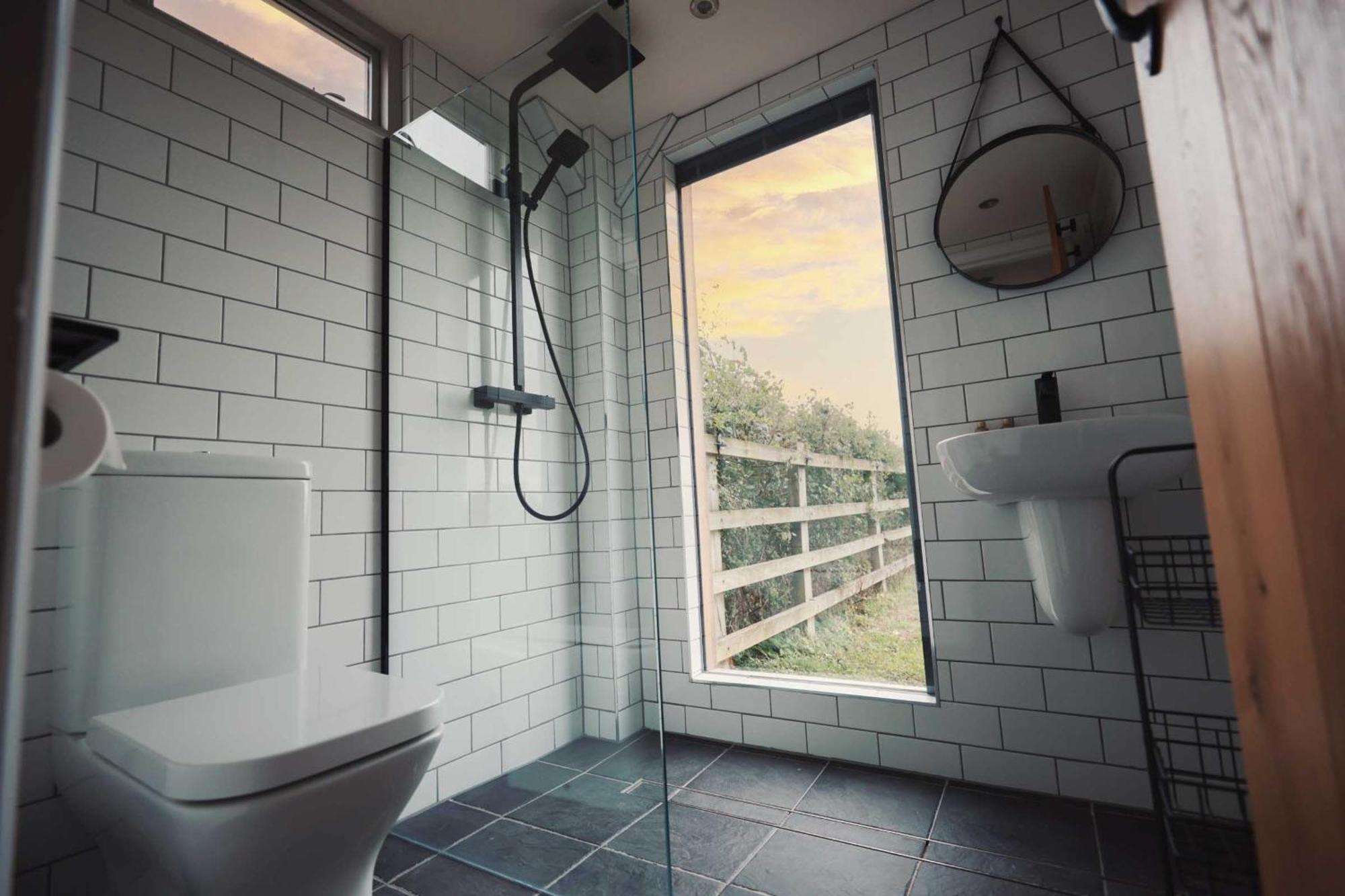 The Treehouse At Humblebee Hall 우스터 외부 사진